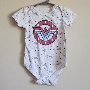 Okie Dokie Baby Girls Wonder Woman Bodysuit /Onesie Size 18 Months
